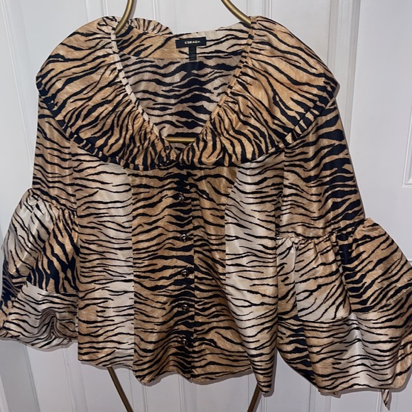 ESCADA fabulous silk Tiger jacket - Picture 5 of 8